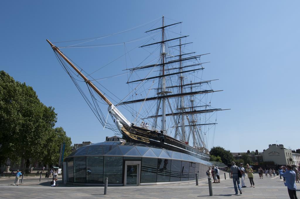 Canary Riverside Plaza Hotel London Luaran gambar The Cutty Sark at Greenwich